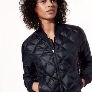 Aritzia TNA League Quilted Black Jacket Small